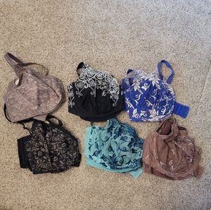 40D lot of Soma bras